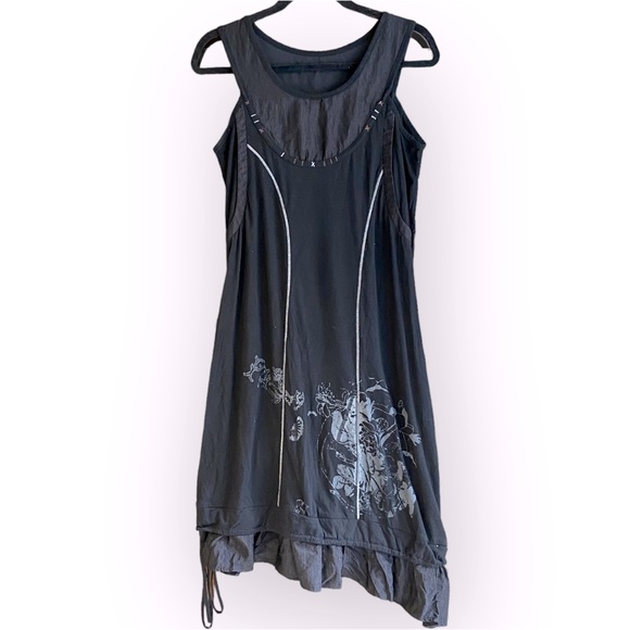 Vintage Black Asymmetrical Sleeveless Dress with Graphic Detail Size Medium - Picture 1 of 10
